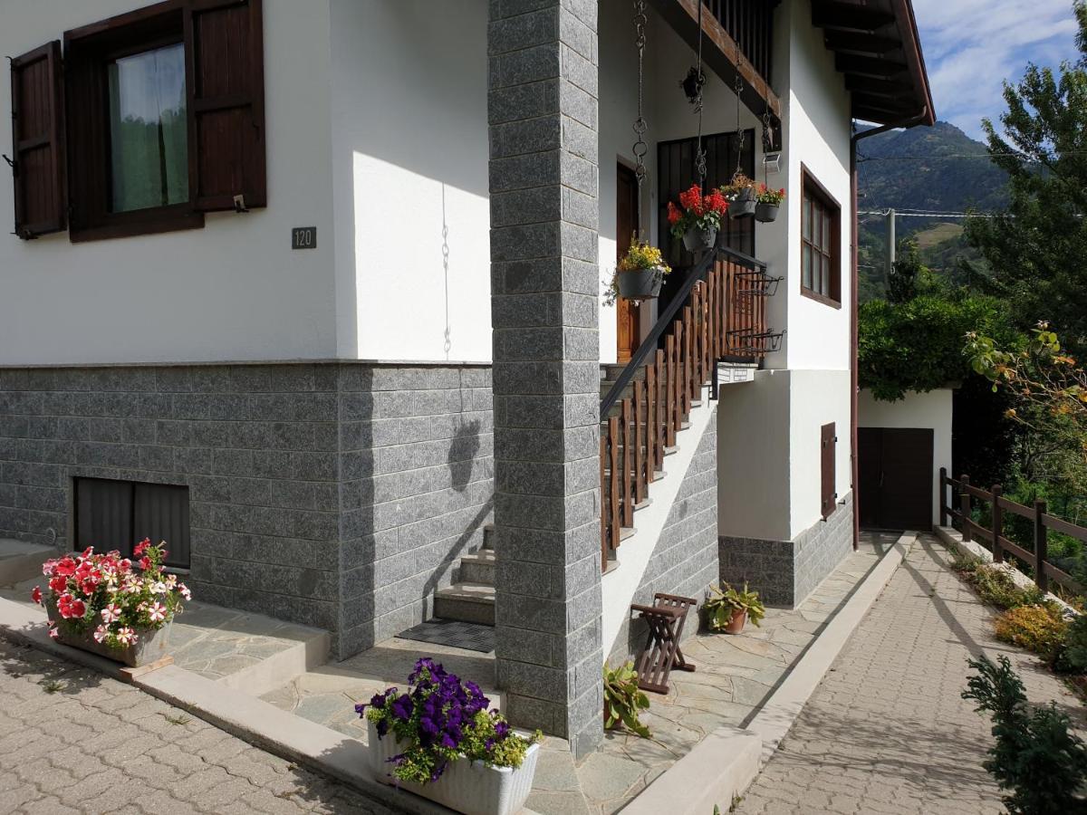 Casa Vacanze Germano Aosta Bagian luar foto