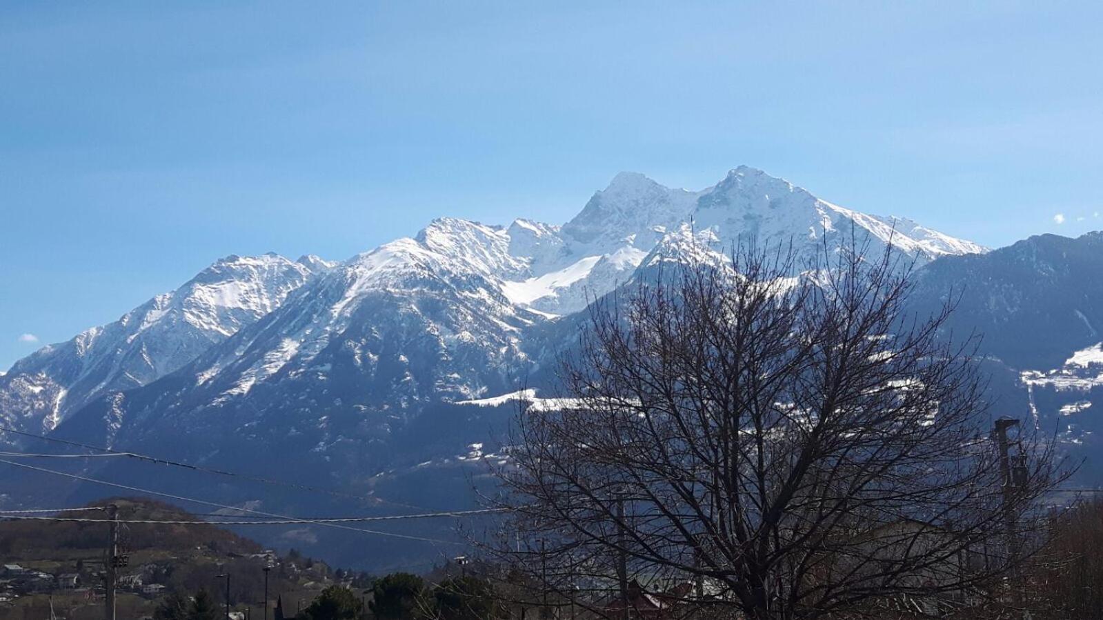 Casa Vacanze Germano Aosta Bagian luar foto