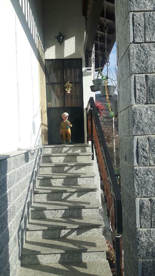 Casa Vacanze Germano Aosta Bagian luar foto